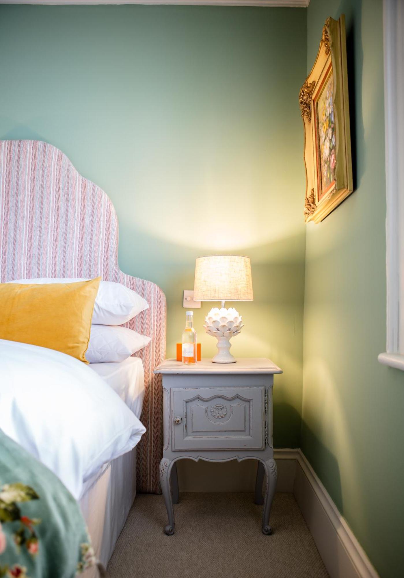 Moore House Hastings Room photo